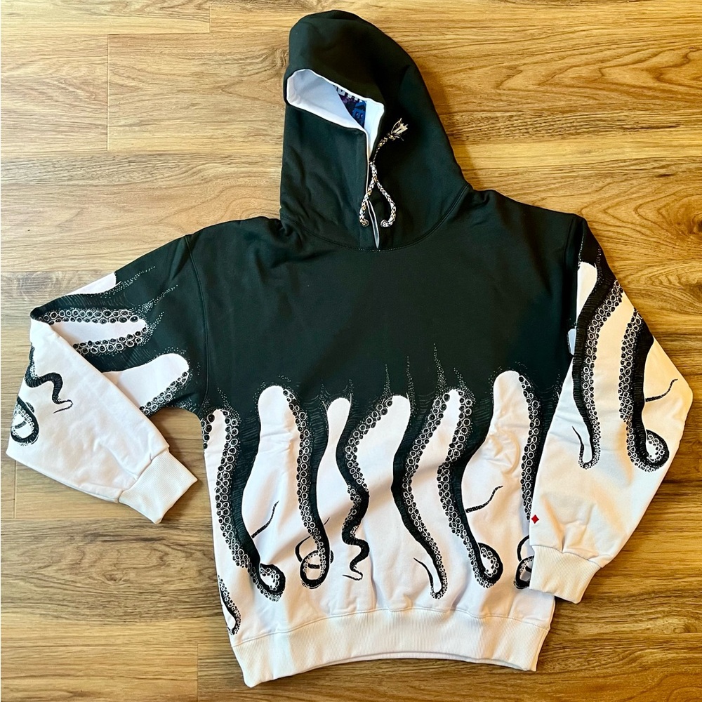 Market x VNGRD Italian designer, color, change hoodie